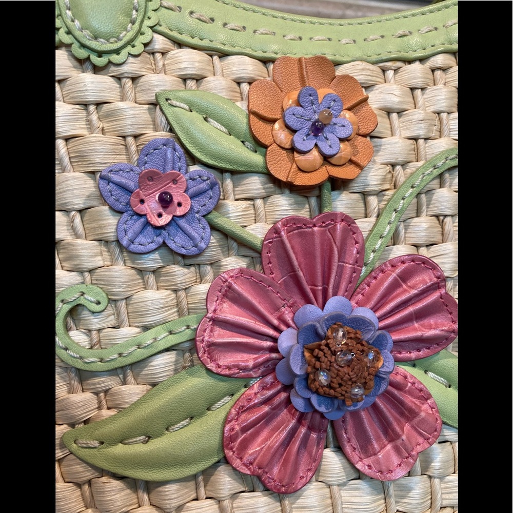 Brighton Straw Purse w/Green Leather Trim + Multi-Color Textured Leather Flowers - Picture 3 of 14